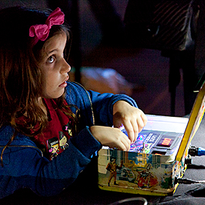 Visitor lunchboxing with lasers